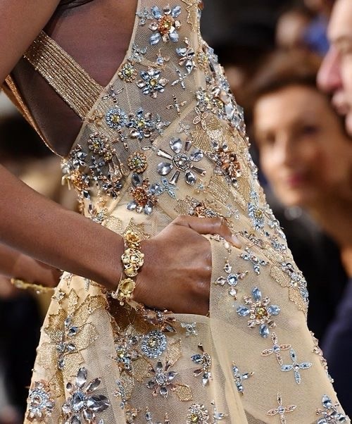 Arcanum Fortunae: A Couture Homage to Carmina&nbsp;Burana